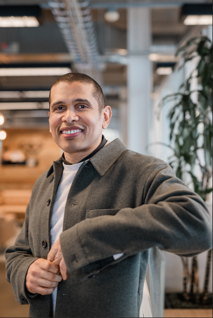 Cesar Sotillo, Staff Accountant in Seattle, Windermere