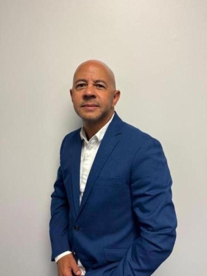 Jose Raposo,  in Lake Worth, Premium Realty