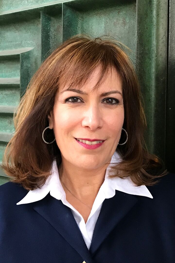 Yvette Rivas Diamond, Real Estate Salesperson in Birmingham, Professionals