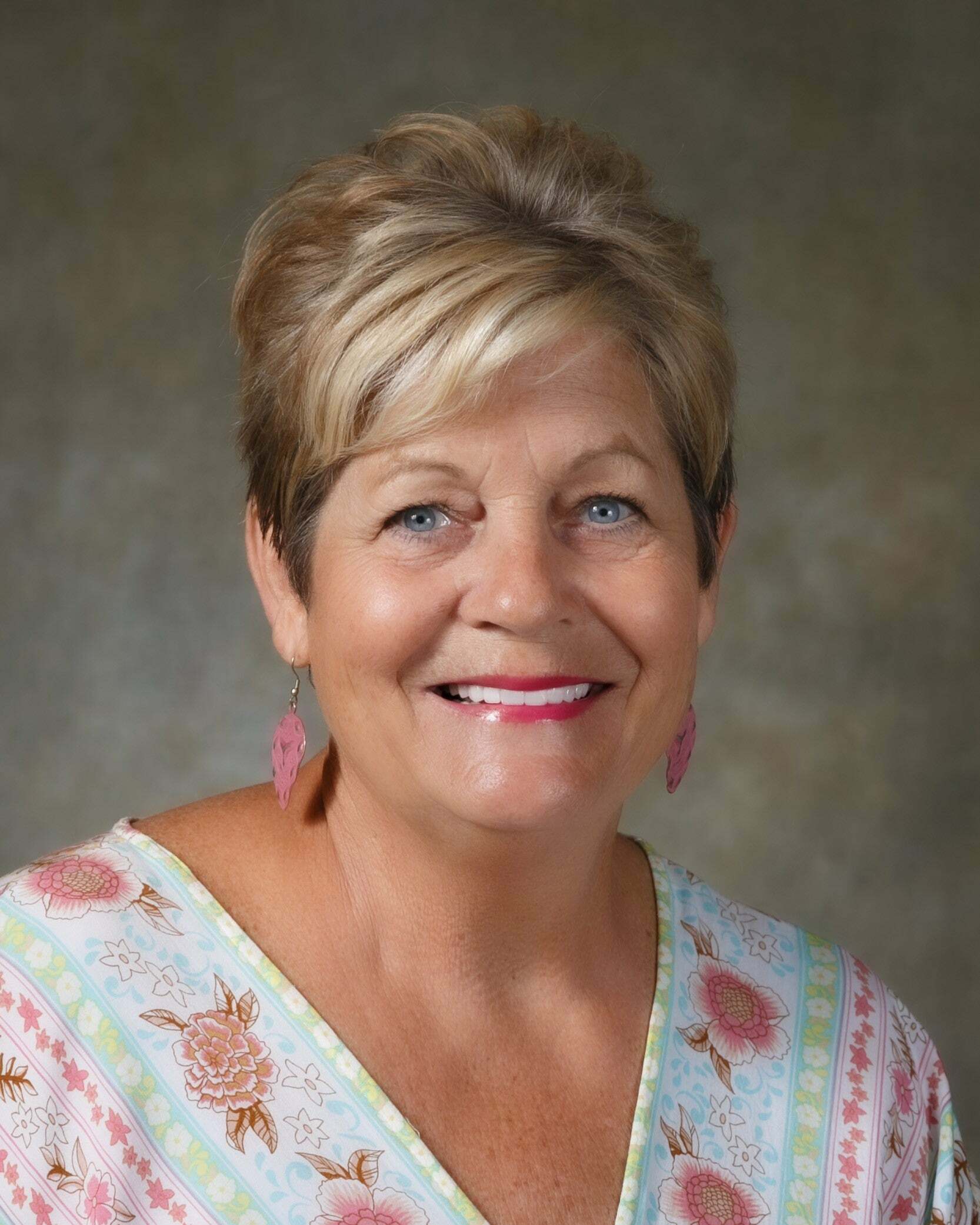 Anita Sanderford,  in Diamondhead, Alfonso Realty