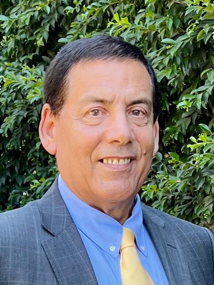 Joe Hernandez, Real Estate Salesperson in Woodland Hills, Masters