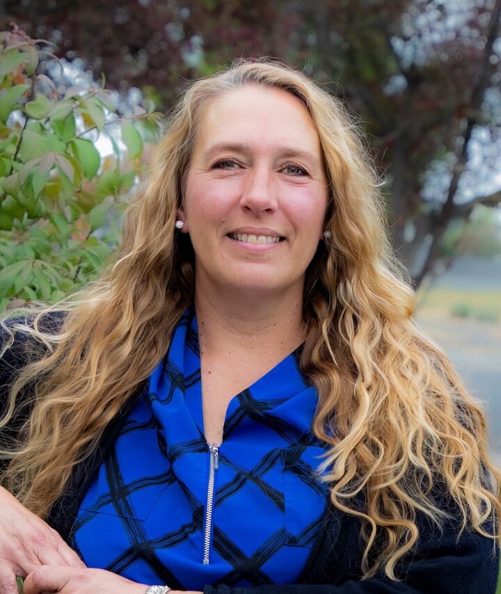 Nichole Alvarado, Real Estate Broker in Moses Lake, Alsted Real Estate