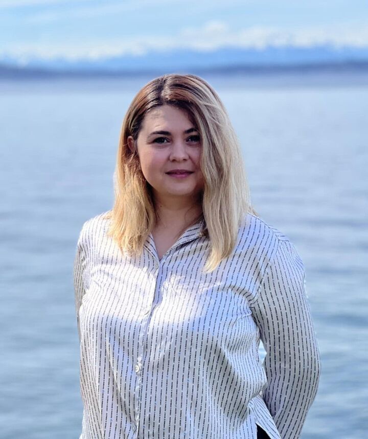 Evelina Cobzar, Real Estate Broker in Tacoma, North Homes Realty