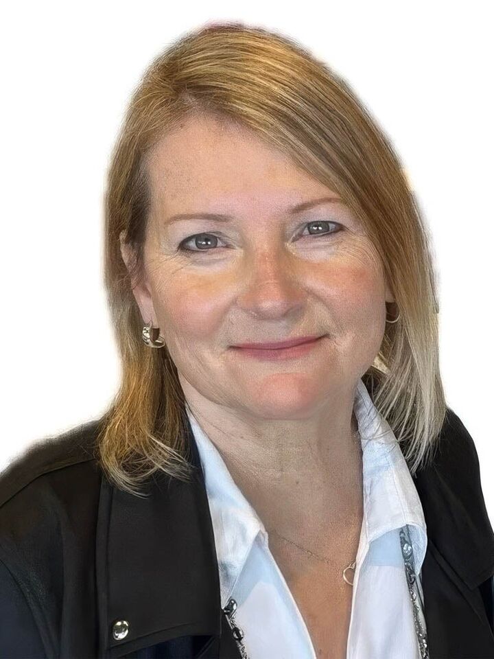 Michele Heimlich, Real Estate Salesperson in San Clemente, Affiliated