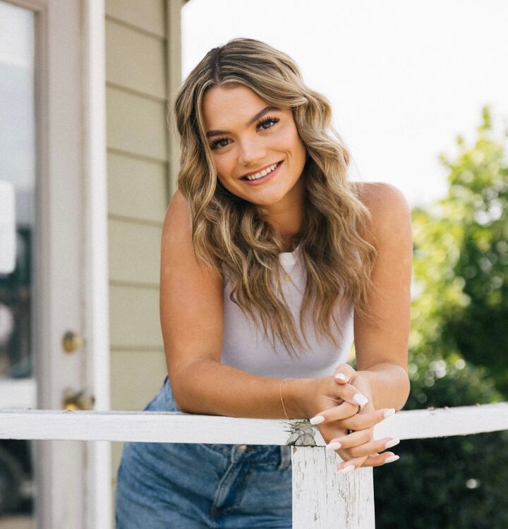 Ava Forsberg, Real Estate Salesperson in Coeur D Alene, Schneidmiller Realty