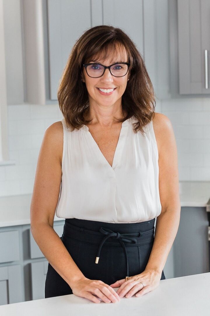 Denise Fiore, Real Estate Broker in Zionsville, Scheetz