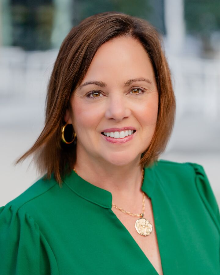 Heidi Putnam,  in Greenville, Caine