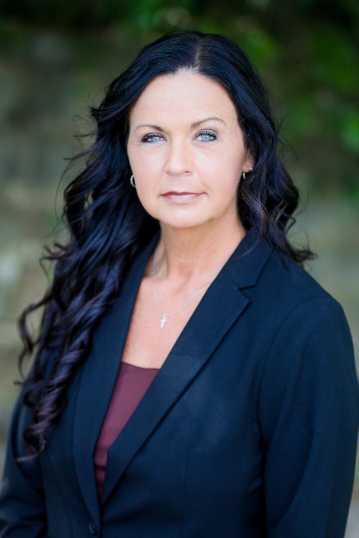 Donna Graziadei, Associate Real Estate Broker in Charlotte, Paracle