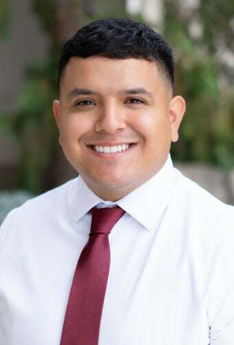 Jacob Galindo, Real Estate Broker in Kennewick, Tomlinson