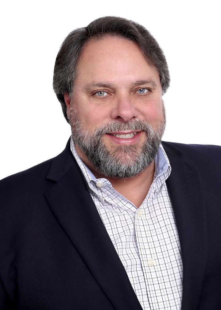 Timothy Siciliano, Real Estate Broker/Real Estate Salesperson in Oakhurst, Solid Gold Realty