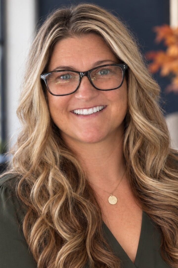 Stacey McQueen, Real Estate Salesperson in Lebanon, Heritage