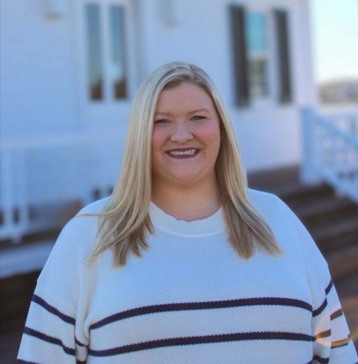 Jessica Abbott,  in Kill Devil Hills, Seaside Realty