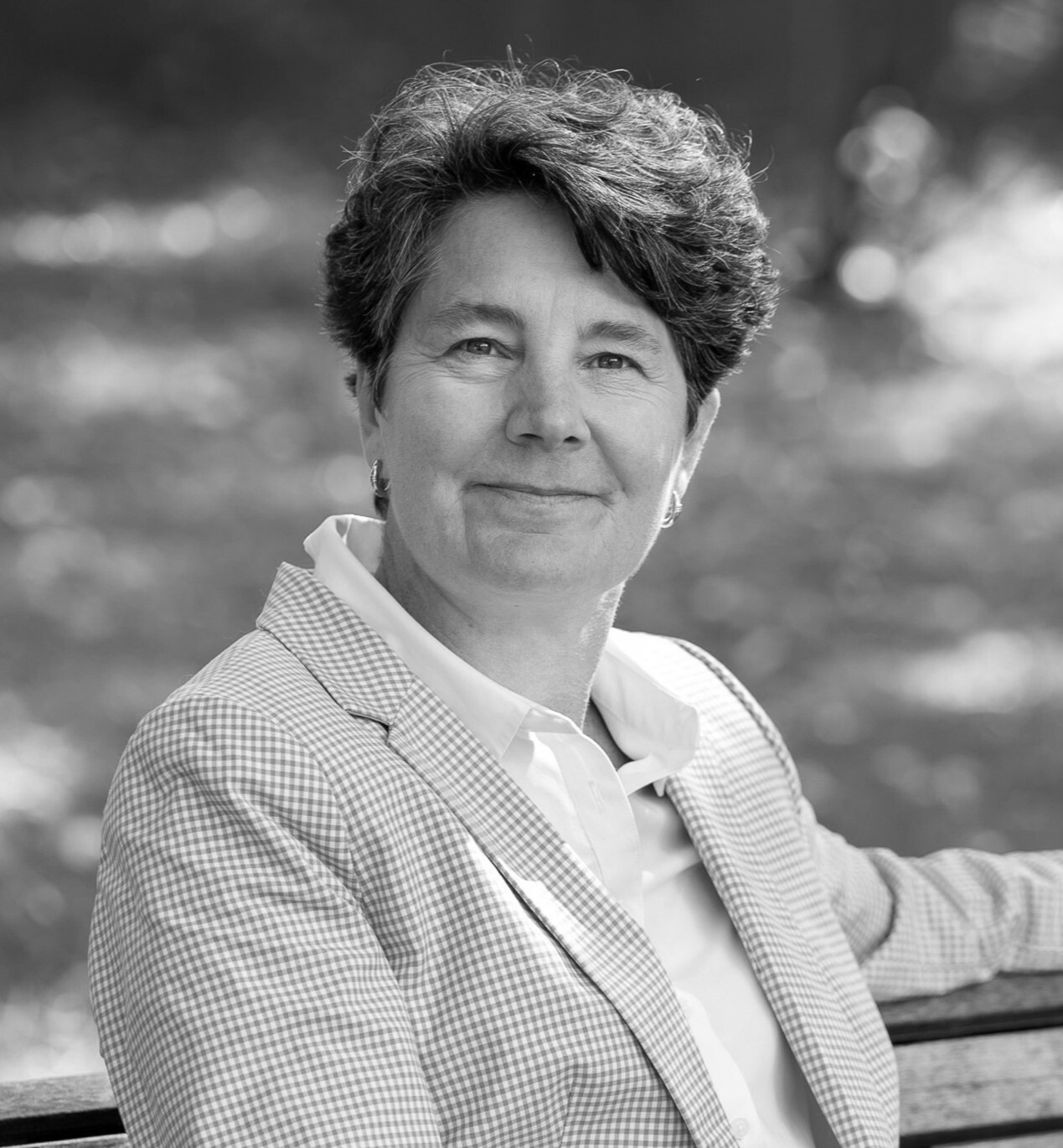 Laurie Crane, Vice President in Arlington, Advisors Living