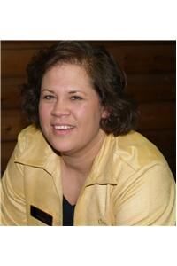 Lisa Anderson, Real Estate Salesperson in Oak Harbor, North Homes Realty