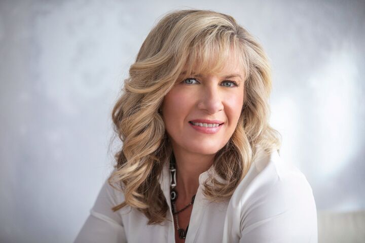 Michele Thomas, Real Estate Salesperson in Lakewood Ranch, Atchley Properties