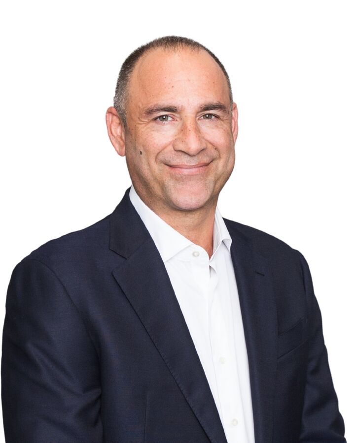 Pete Apostolou,  in Saint Petersburg, Wolf's Crossing Realty