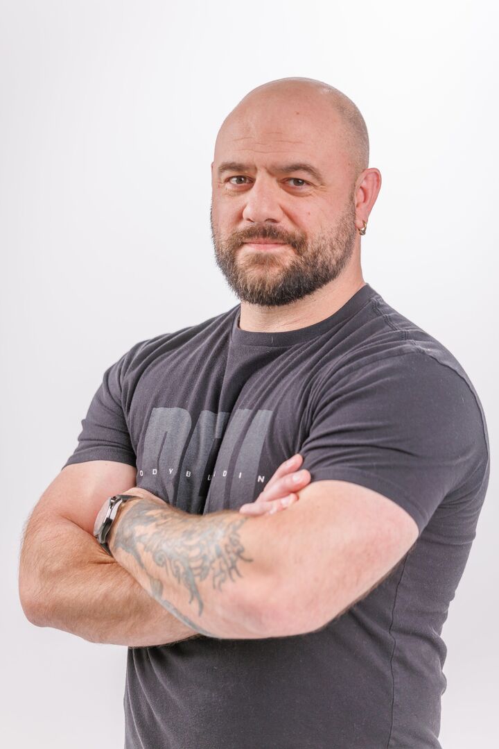 Nicholas Wakley, Real Estate Salesperson in Ridgecrest, Frontier