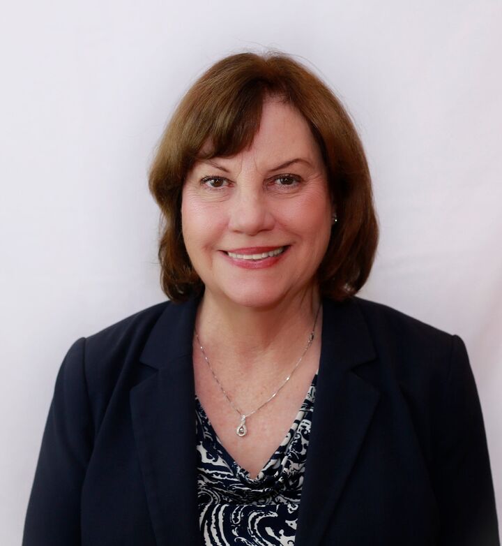 Joyce Lehn, Real Estate Salesperson in Massapequa, AA Realty