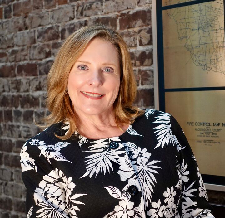 Dawn Bridwell, Real Estate Salesperson in Nacogdoches, Blueberry Realty