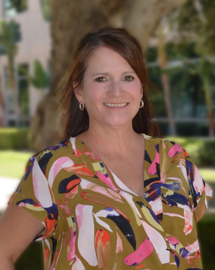 Brenda Eidenshink, Real Estate Salesperson in Bakersfield, Preferred, Realtors