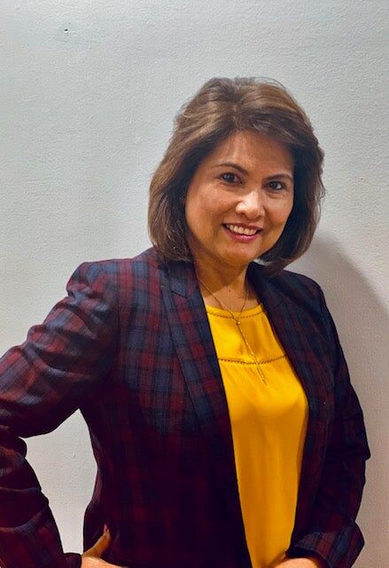 Evangelina Espiritu, Real Estate Salesperson in Montclair, Venture Real Estate
