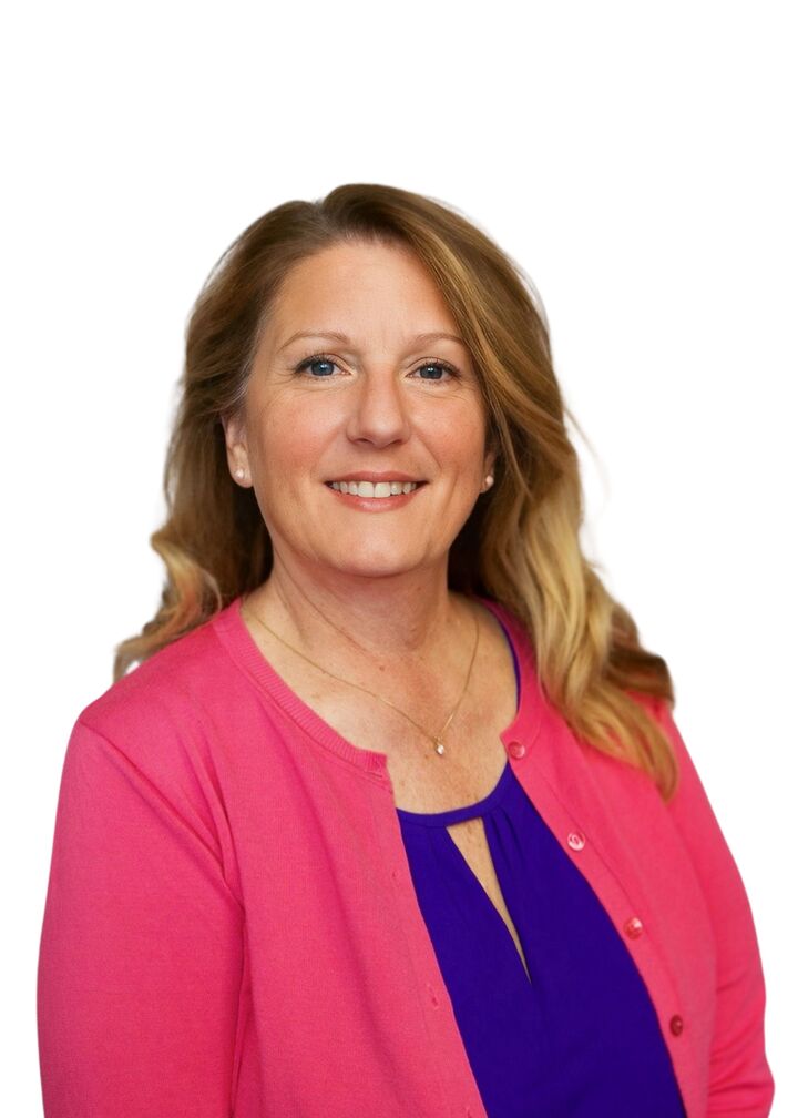 Carol McGarvey, Real Estate Salesperson in Northville, Professionals
