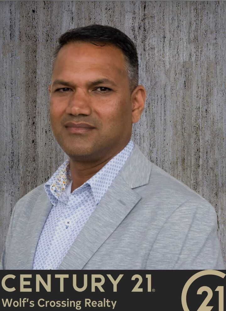 Bharath Samaroo, Associate Real Estate Broker in Saint Cloud, Wolf's Crossing Realty