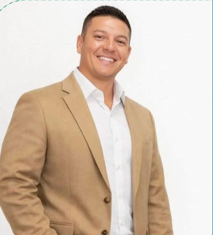 Trevor Thompson-Baumann, Real Estate Salesperson in Stockdale, Running S Realty