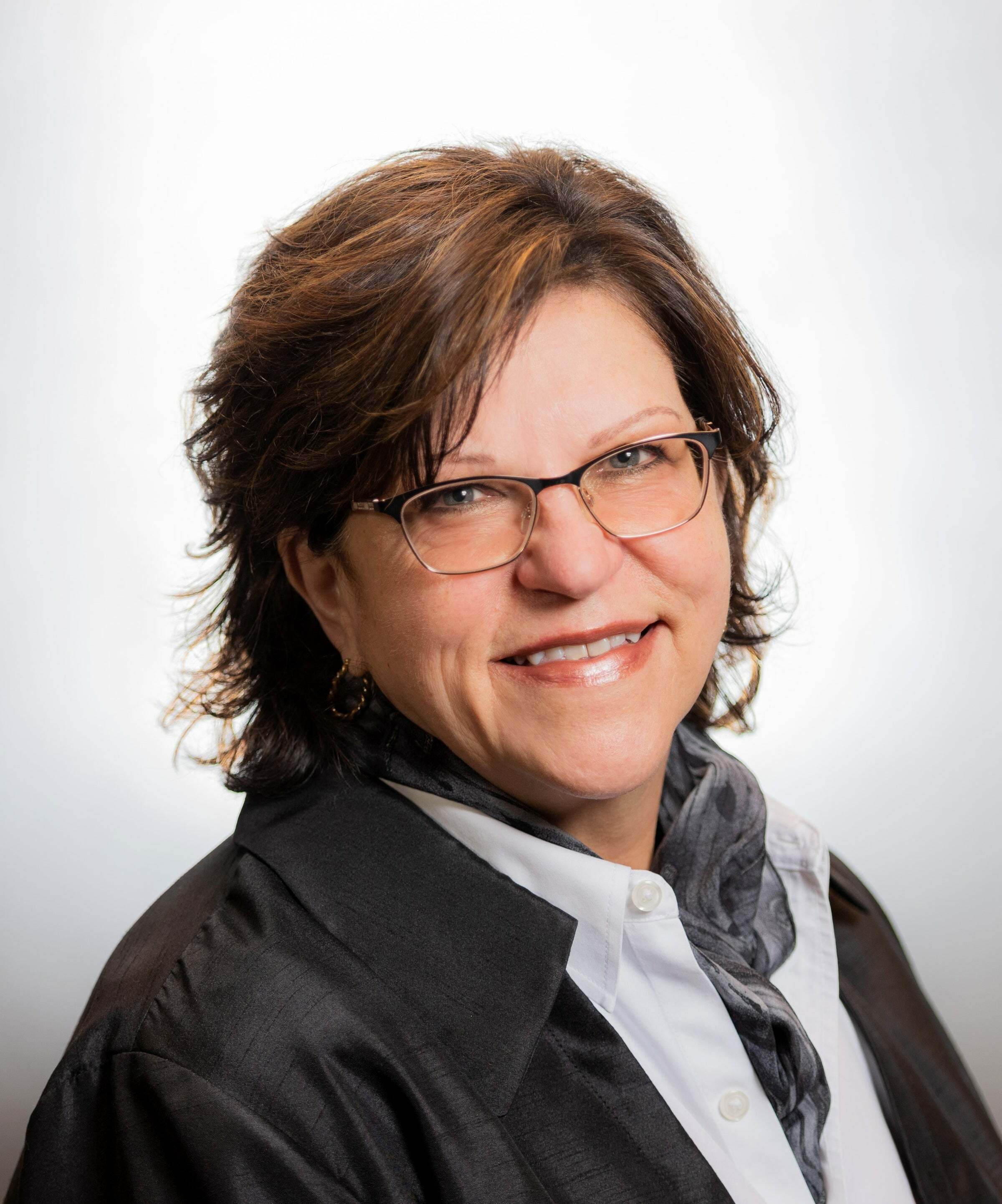 Diane Pompei, Associate Broker in Gaylord, Schmidt Realtors
