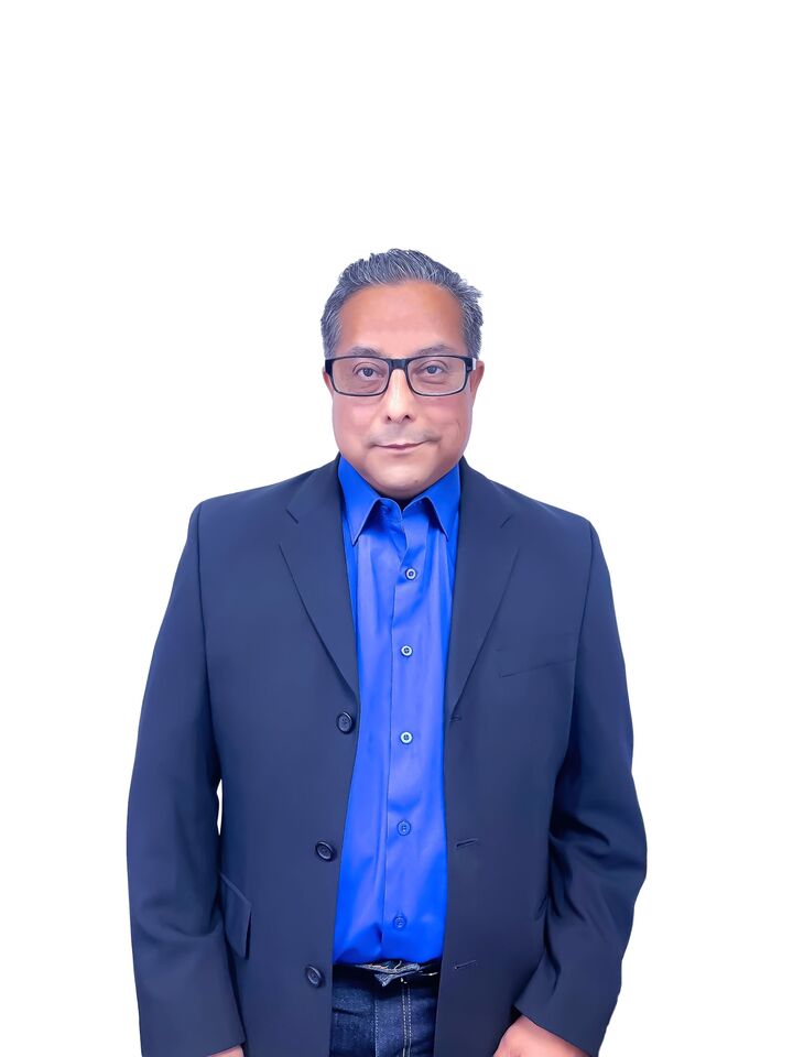 Ernesto Tellez, Real Estate Salesperson in Mission Hills, Masters