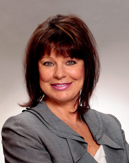 Lorraine DeDonato, Principal Broker in Lake Oswego, Windermere