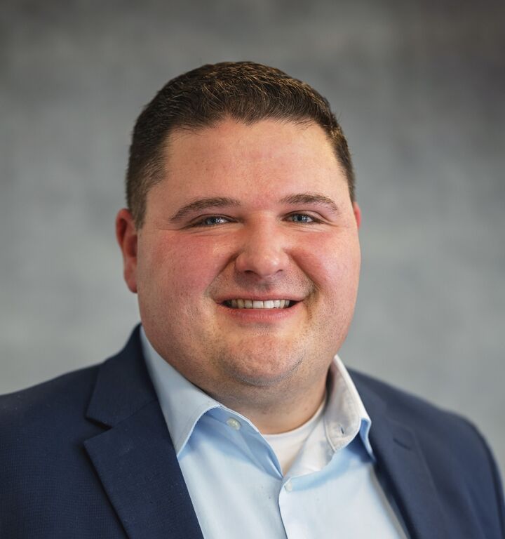 Ryne Shadday, Real Estate Broker in Bloomington, Scheetz