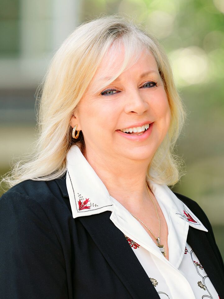 Cheryl Regan, REALTOR® in McLean, McEnearney