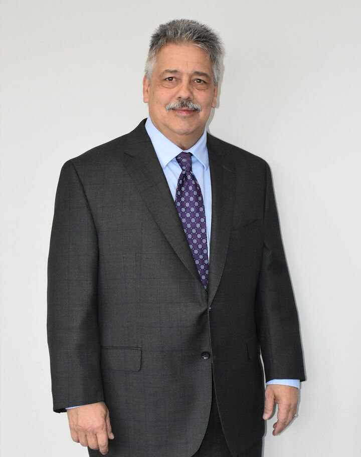 James Joseph, Associate Real Estate Broker in Vienna, Select Properties