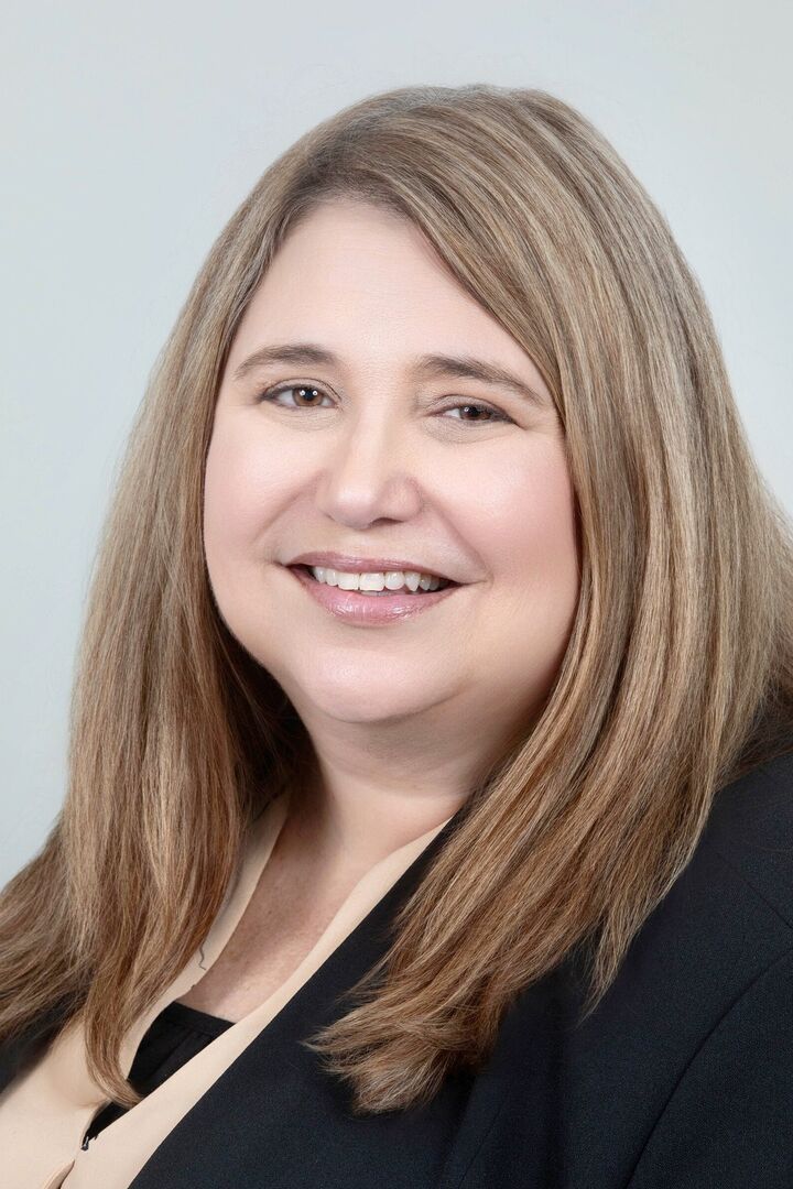 Monica Hollister, Sales Associate in Willis, CB Realty Houston