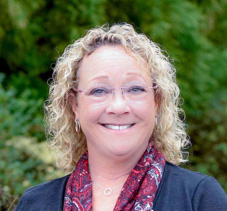 Colleen Thorn, Real Estate Broker in Cornelius, DiGioia Realty