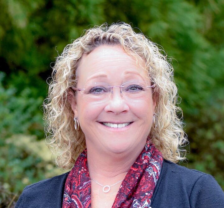 Colleen Thorn, Real Estate Broker in Cornelius, DiGioia Realty