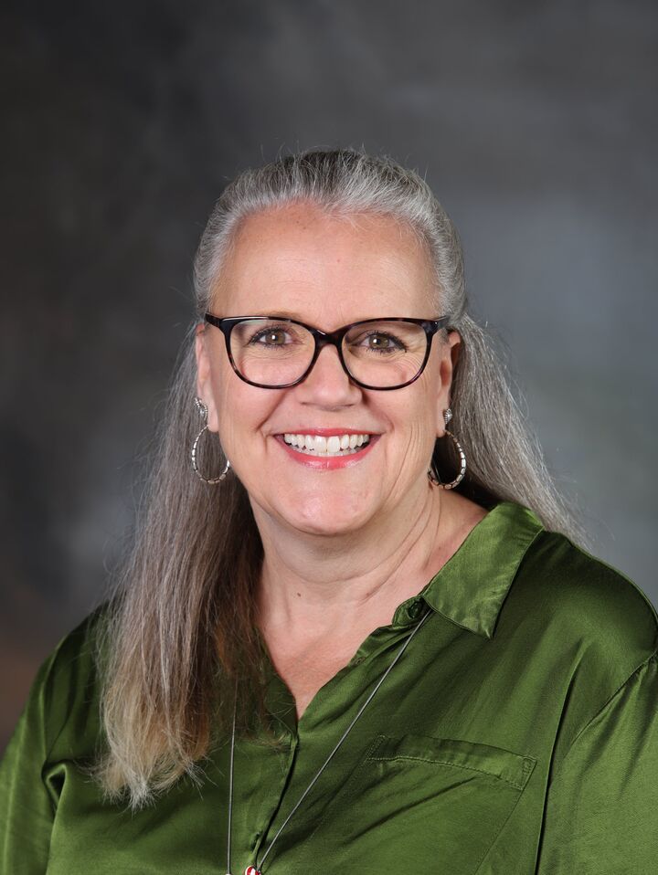 CAROL BACHRACH,  in Valencia, Quality Properties