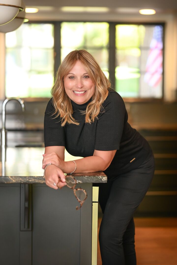 Candace Evans, Real Estate Salesperson in Topeka, American Home