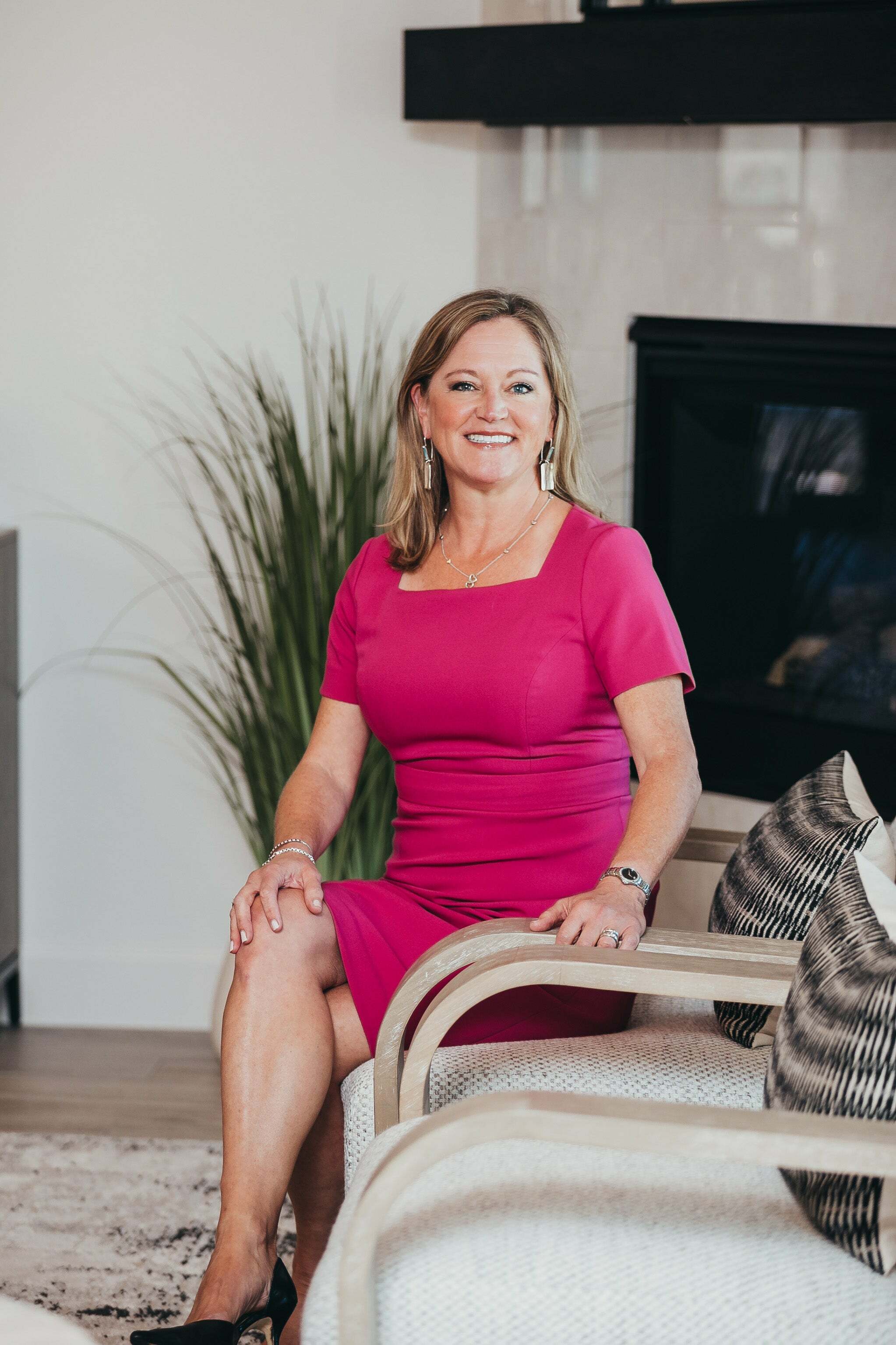 Jennifer Jones, Real Estate Salesperson in Katy, Western Realty