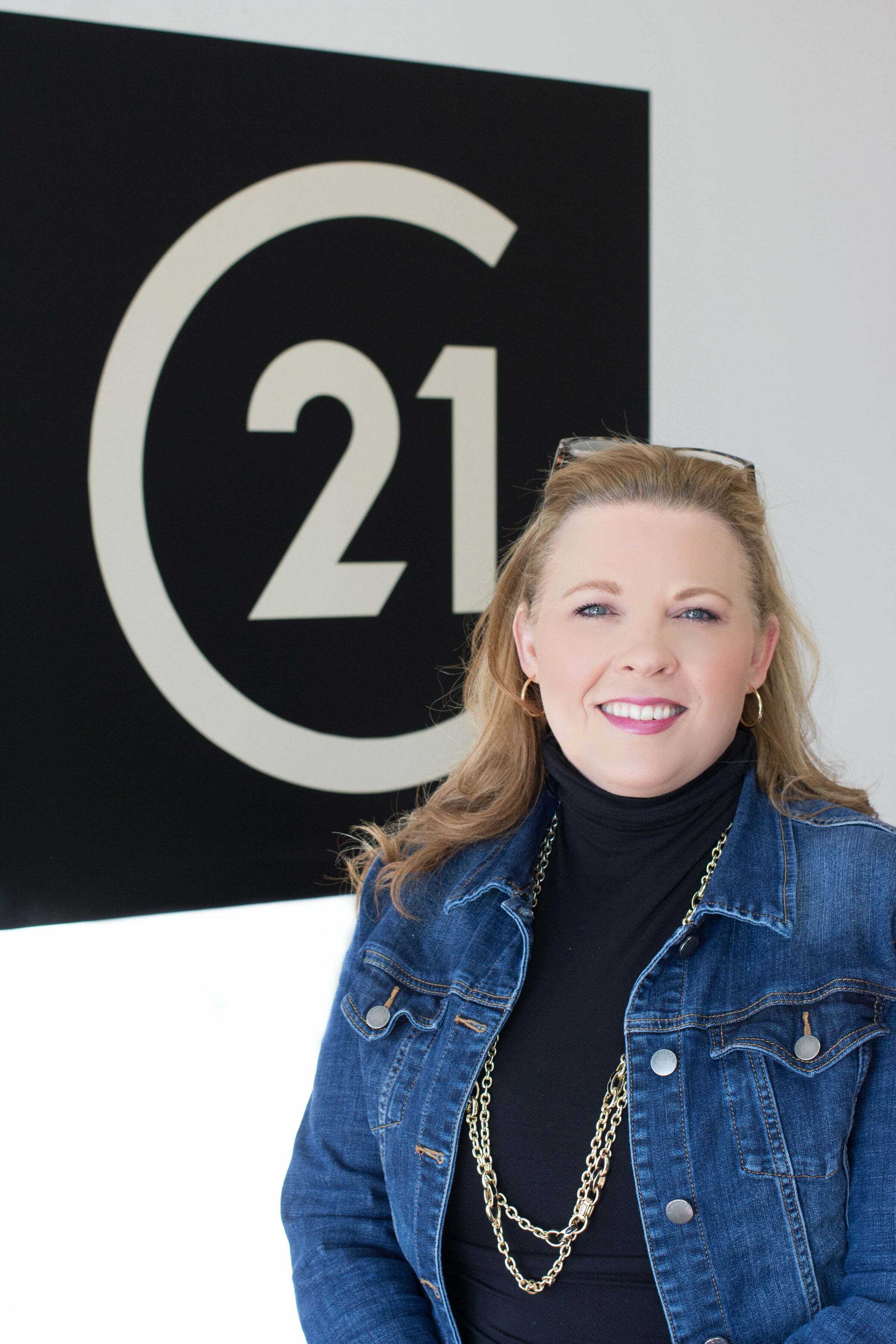 Cathy Farb, Real Estate Broker in Schaumburg, Circle