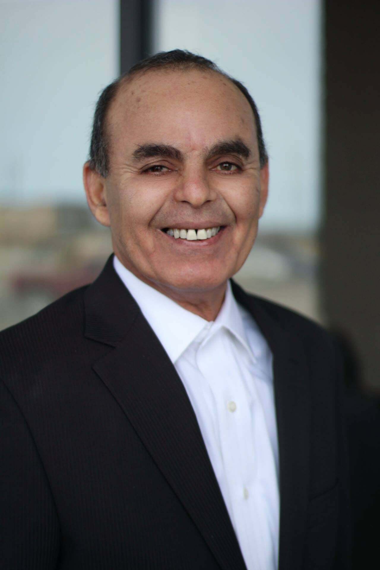 Ahmed Arafa, Associate Real Estate Broker in Macomb, AAA North