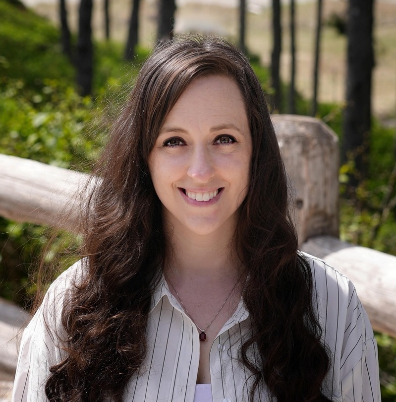 Amy Potter,  in Pacific Beach, Windermere