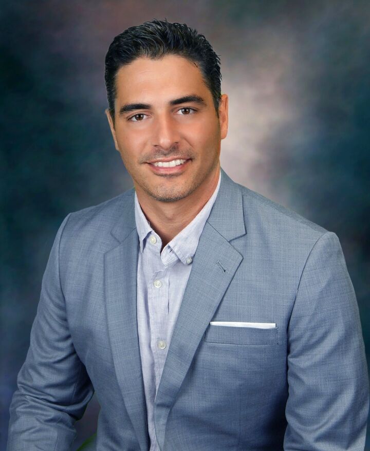 Frank Mirando,  in Hauppauge, Realty Connect