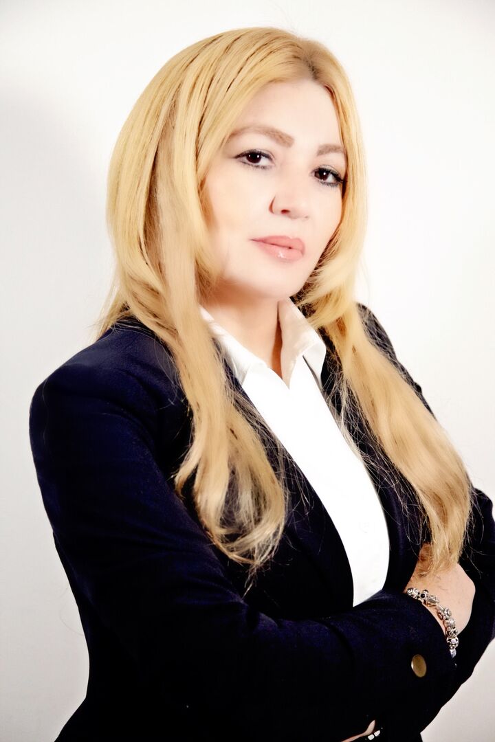 Elda Cardo, Real Estate Broker/Real Estate Salesperson in Miami, First Service Realty ERA Powered