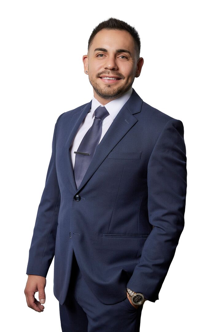 Benjamin Mendiola-Corrales, Real Estate Salesperson in Hesperia, Masters