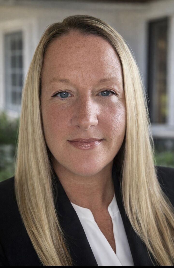 Pamela Kutch, Real Estate Salesperson in Northville, Curran & Oberski