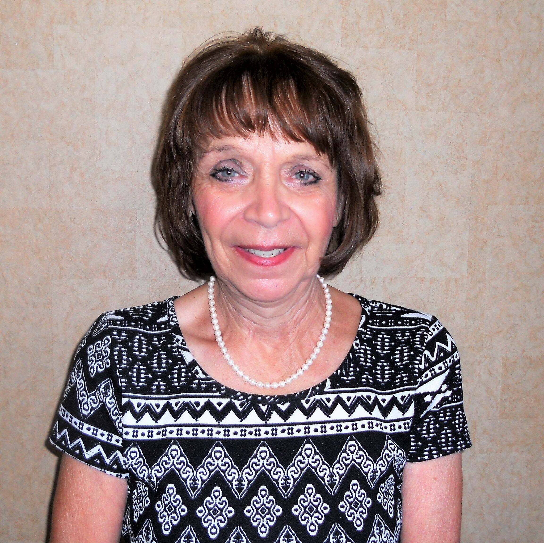 Debbie Hopper, Real Estate Salesperson in Mount Pleasant, Affiliated