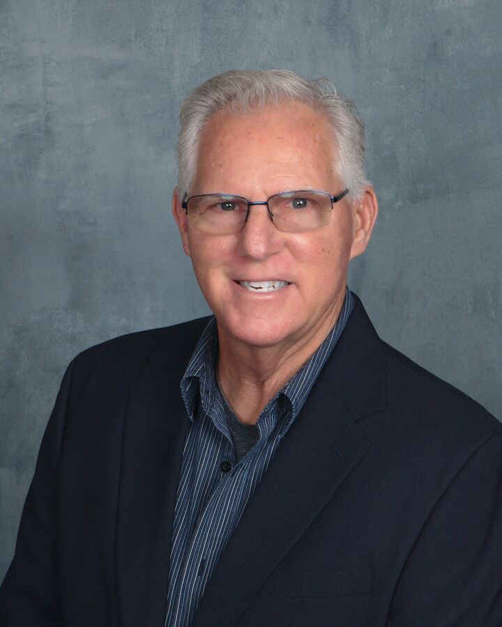 Andrew Hansen, Sales Associate in Clermont, Hubbard Hansen