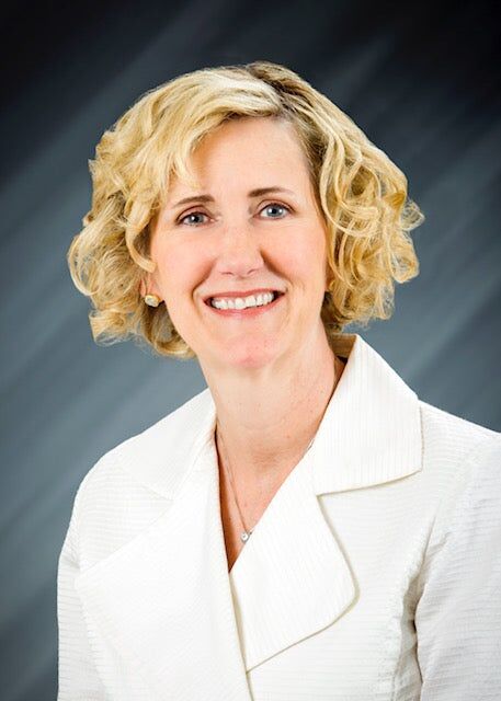 Luanne Mashburn, Real Estate Salesperson in Starkville, S.R.E. Realtors